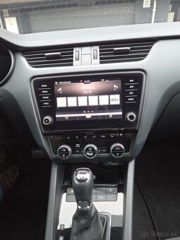 Predám Škoda Octavia Style 2.0 TSI DSG 4x4 140KW - 12