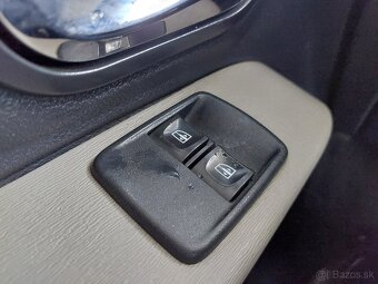 Dacia Lodgy 1.2 TCe Arctica - 12