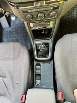 VW Sharan 2,0Tdi 110kW, 7 miestne - 12