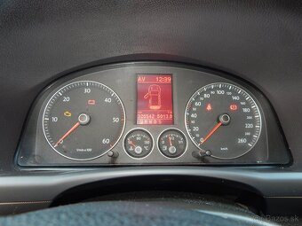 VW TOURAN 1,9 TDI, 77 kW, DSG 7 - 12