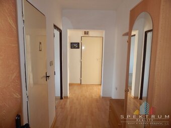 SPEKTRUM REALITY- Na Predaj 2.5 -izbový byt, 56 m2, okres Pr - 12