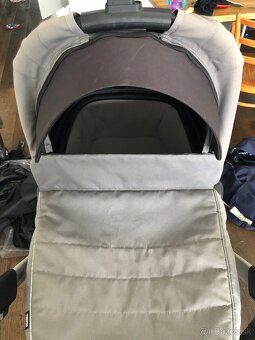 Thule Sleek - 12