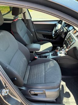 Škoda Octavia Combi 1.6 TDI 110k Style Business DSG - 12
