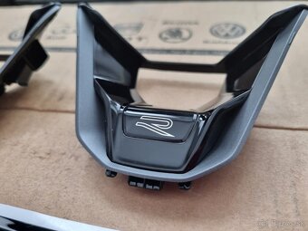 Rline kridelka na blatniky VOLKSWAGEN logo na volant - 12