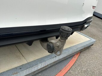 Mercedes-Benz Třídy C 200, 4MATIC, AMG, DPH, HYBRID - 12