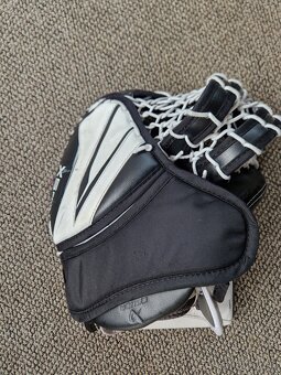 Brankarska vystroj - 12