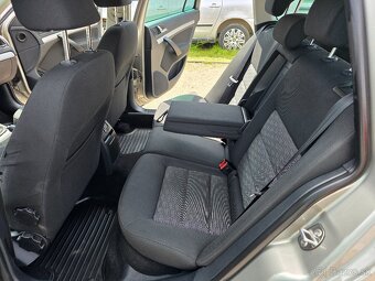 OCTAVIA COMBI 1.6 CRTDI 77KW ELEGANCE - 12