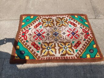 Predám ručné práce a koberce - 12