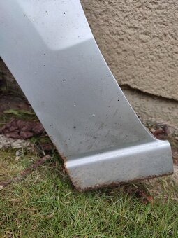 Mazda 5 (CR19, 2005-2010) Predné blatníky - 12