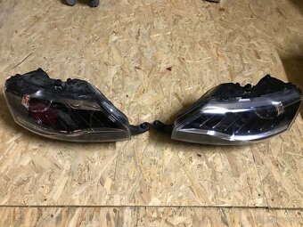 LED XENON SVETLA ŠKODA RAPID - 12