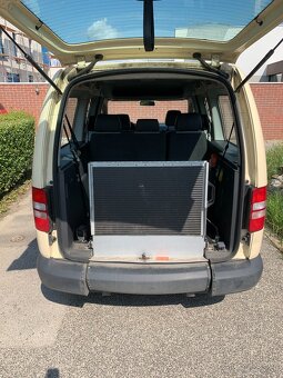 VW Caddy MAXI TDI - 12