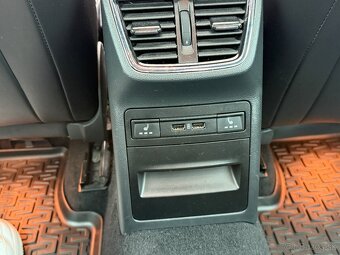 Škoda Octavia RS 2.0 TDI - 12