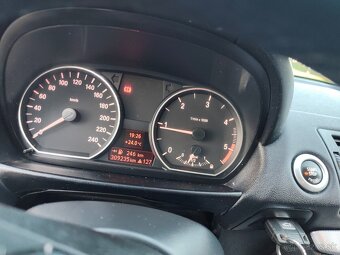 Predám BMW E87 - 12