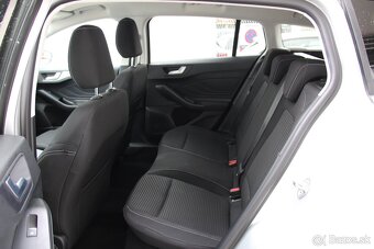 Ford Focus Combi Titanium A/T 6/2024 - 12
