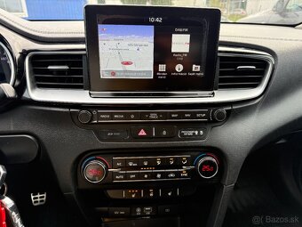 Kia Ceed SW 1.6 CRDi Silver M6.85KW - 12