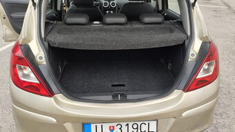 Predám Opel Corsa 1.2 benzín automat - 12