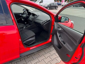 Ford Focus 1.6i 16V klima, koupeno v ČR, 1.maj. - 12