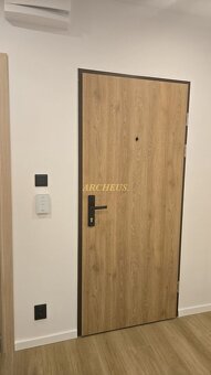 4 IZBOVÝ BYT - KOMPLETNÁ REKONŠTRUKCIA - MICHALOVSKÁ KE - 12