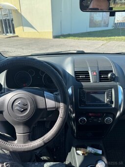 Suzuki SX4 - Traveller - 12