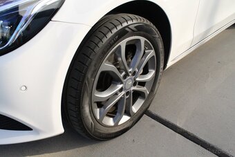 Mercedes Benz  C 220 d T 4Matic - 12