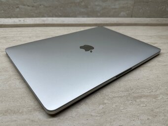Apple MacBook Pro 13" 2017 i5/ 8GB/ 128GB - 12