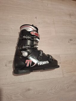 Lyže Blizzard a lyžiarky – pre tých, čo sa neboja zjazdovky - 12