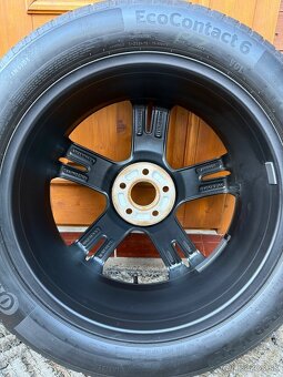 Volvo XC40 R19 235/50 Letné - 12