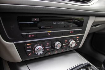 Audi A6 Avant 2.0 TDI 130kW MT/6 2012 - 12