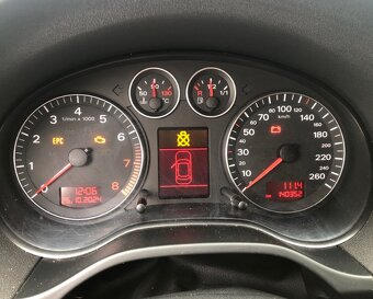Predám Audi A3 (8P) 2.0FSI - 12