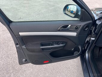 PREDÁM ŠKODA OCTAVIA II FACELIFT 2.0TDi 103kW CR dovoz DE - 12