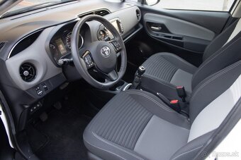 Toyota Yaris 1.5 VVT-iE First Edition Gold - 12