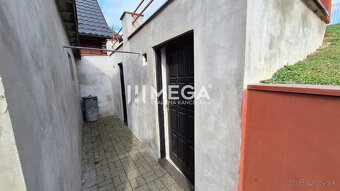 NA PREDAJ rodinný dom v srdci obce Porúbka - 12