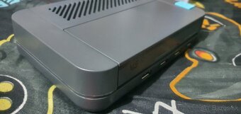 Evercade VS-R - 12