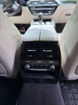 BMW rad 5 540i xDrive A/T - 12