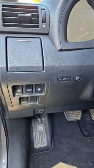 Lexus RX450h Premium - 12