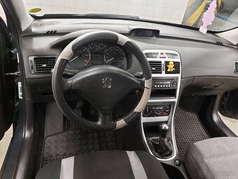 Peugeot 307 - 12