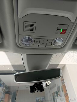 skoda karoq scout - 12