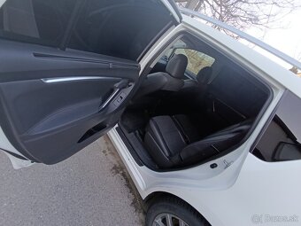 Toyota Verso 2,2 D-CAT - 12