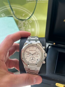 Audemars Piguet Royal Oak Chronograph - 12