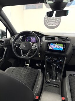 Volkswagen Tiguan Rline 2.0TDI 147Kw 4Motion Black Packet - 12