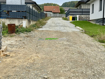 Predaj stavebný pozemok 700 m2, Svinia, okr. Prešov - 12