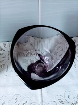 Hutné sklo - misy , váza - 12