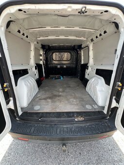 Fiat Doblo 1.6 JTD diesel, 77kW, MT/6, rok:04.2010. - 12