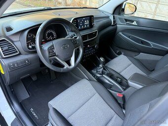 HYUNDAI TUCSON 1.6 T-GDI FAMILY / 48 000 km / 1.MAJITEĽ - 12
