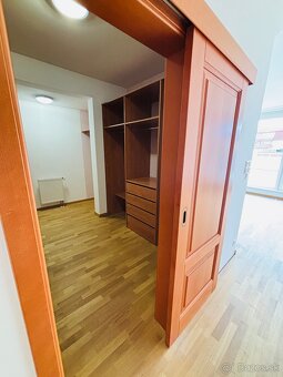 Prenájom,ELITNÉ BÝVANIE,4-izb.byt,240m2,Bratislava-DLHÉ DIEL - 12