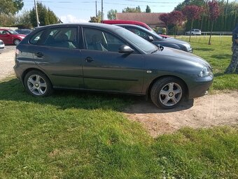 seat ibiza 1,4 rv 2004 - 12