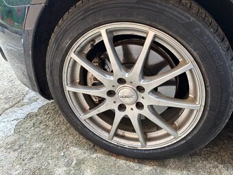 Volkswagen Golf 6 výbava match bi-xenón - 12