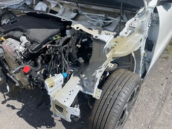 Citroen C3 1.2i 74kw, r.2025, klima - 12