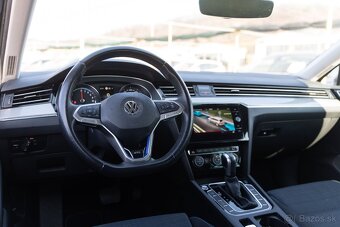 VW Passat Variant GTE TSI Hybrid - 360kamery,Ambient - 12