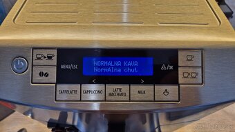 Pekný kávovar DeLonghi Primadonna S - 12